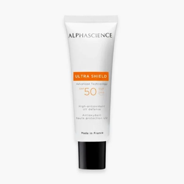 Tube blanc Alphascience Ultra Shield SPF50 protection UV antioxydante