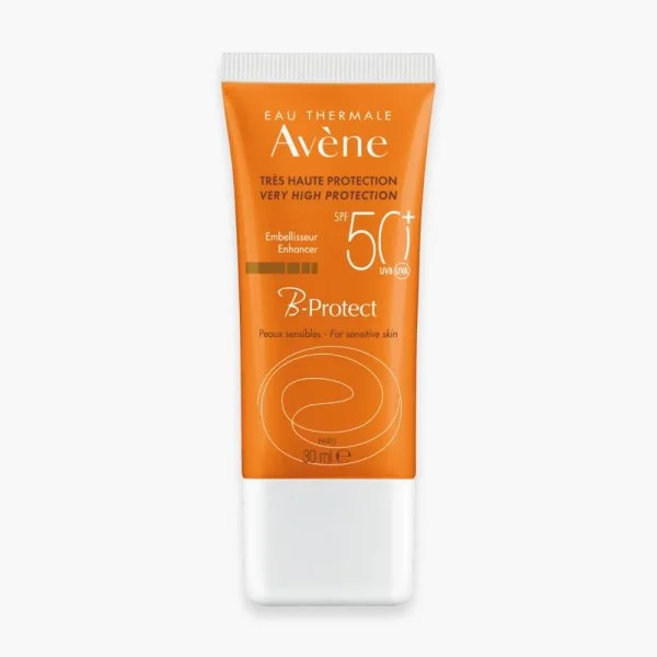 Tube orange Avène B-Protect embellisseur teinté SPF50+ 30 ml sur fond blanc