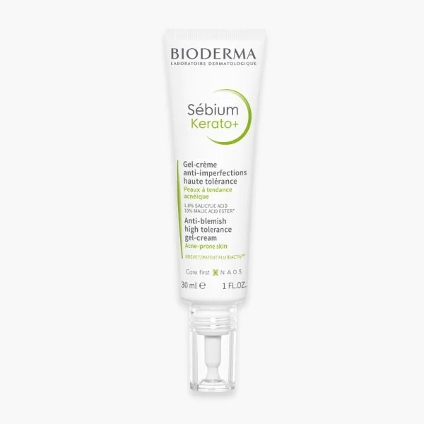 Tube blanc Bioderma Sébium Kerato+ gel-crème anti-imperfections 30 ml embout pompe