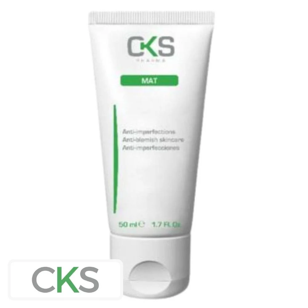 cks-mat-anti-imperfections-50ml.jpg Tube blanc CKS Pharma Mat anti-imperfections avec liseré vert