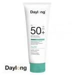 Tube blanc capuchon vert d'eau Daylong Sensitive SPF 50+ crème-gel solaire