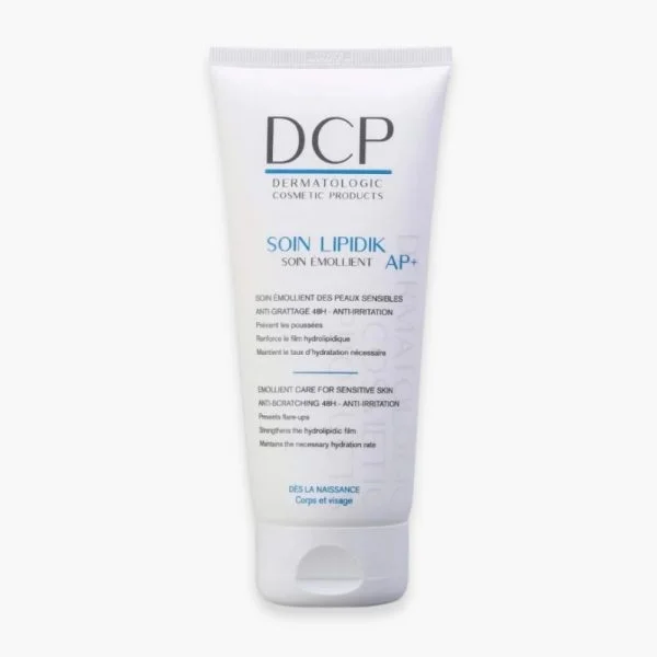 Tube blanc DCP Soin Lipidik AP+ émollient, texte bleu, bouchon inversé