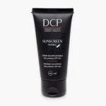 Tube noir DCP Sunscreen Invisible SPF 50+, liseré orange, texte blanc