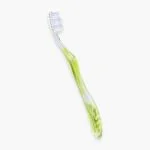 Brosse à dents Elgydium Blancheur souple manche vert translucide filaments fins
