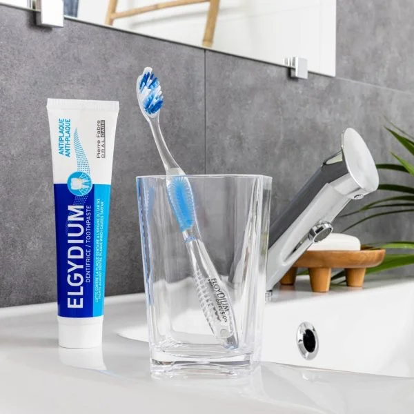 Elgydium Brosse à Dents Diffusion Medium 1u – photo 2
