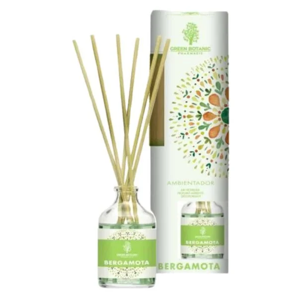 Flacon diffuseur Green Botanic Bergamota avec bâtonnets de rotin et étui vert