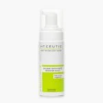 Flacon pompe blanc et vert HT Ceutic Mousse Nettoyante Booster Éclat, 150 ml