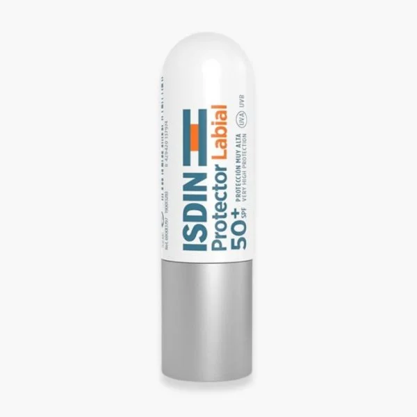 Stick blanc et orange ISDIN Protector Labial SPF50+, capuchon argenté, lèvres