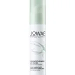 Flacon pompe Jowaé concentré jeunesse anti-taches, visuel feuillage vert