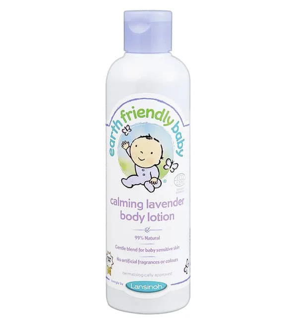 lansinoh-efb-lotion-corporelle-apaisante-a-la-lavande-250ml.jpg Flacon blanc à pompe Earth Friendly Baby Lotion Corporelle Lavande signé Lansinoh