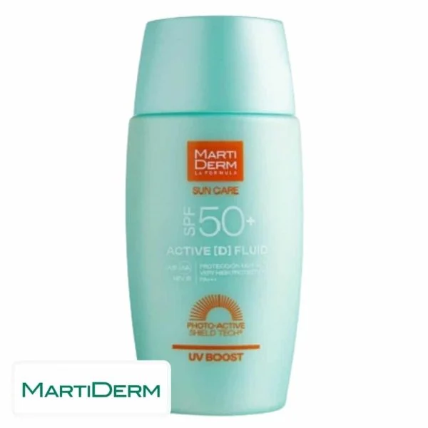 Flacon vert d'eau MartiDerm Sun Care Active D fluide SPF 50+