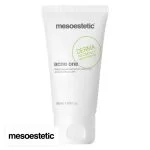Tube blanc Mesoestetic Acne One 50 ml, cercle vert dermatologique