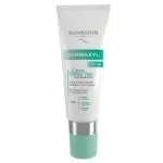Tube blanc et vert Novaskin Dermaxyl Crème Contour Yeux Multi-Réparatrice