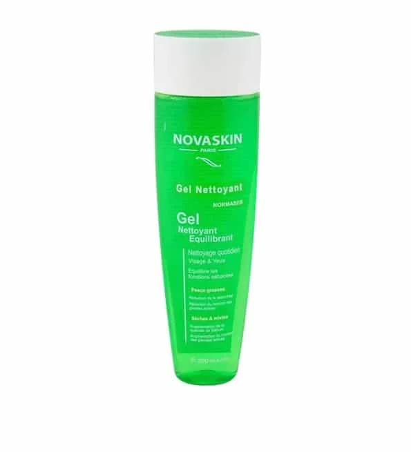 novaskin-gel-nettoyant-equilibrant-200ml.jpg Flacon vert Novaskin Gel Nettoyant Équilibrant visage et yeux 200 ml