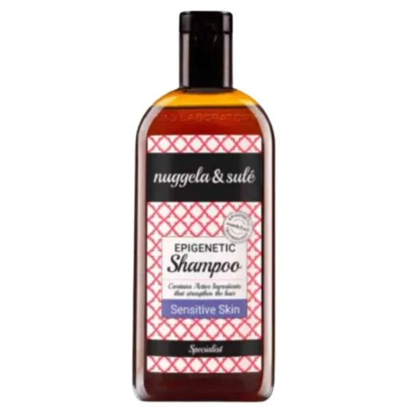 Flacon shampooing Nuggela & Sulé Epigenetic étiquette rouge mention Sensitive Skin