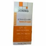 Étui blanc et orange Skining écran solaire teinté opaque SPF 50 50 ml