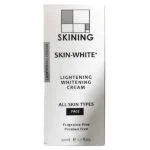 Étui blanc et gris Skining Skin-White crème éclaircissante visage 50 ml