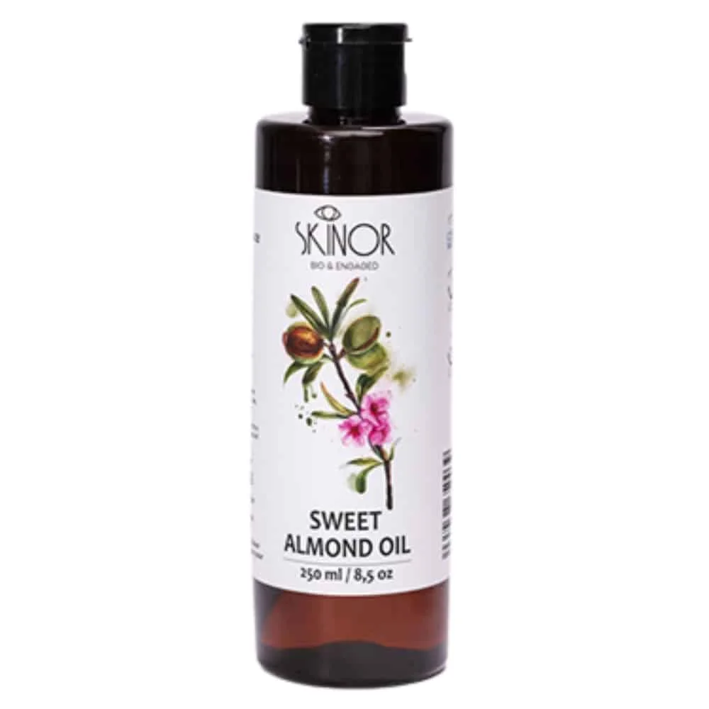 skinor-huile-d-amande-douce-250ml.jpg Flacon ambré Skinor Sweet Almond Oil huile d'amande douce 250 ml