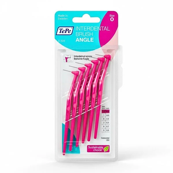 Blister de six brossettes interdentaires TePe Angle roses, manche long et tête coudée