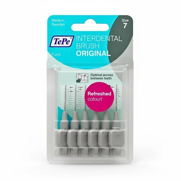 Blister de six brossettes interdentaires TePe Original grises, taille 7, manche court