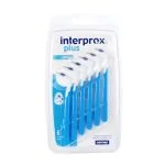 Blister bleu de six brossettes interdentaires coniques Interprox Plus Dentaid
