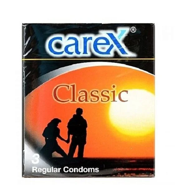 Boîte Carex Classic contenant trois préservatifs standards, visuel coucher de soleil