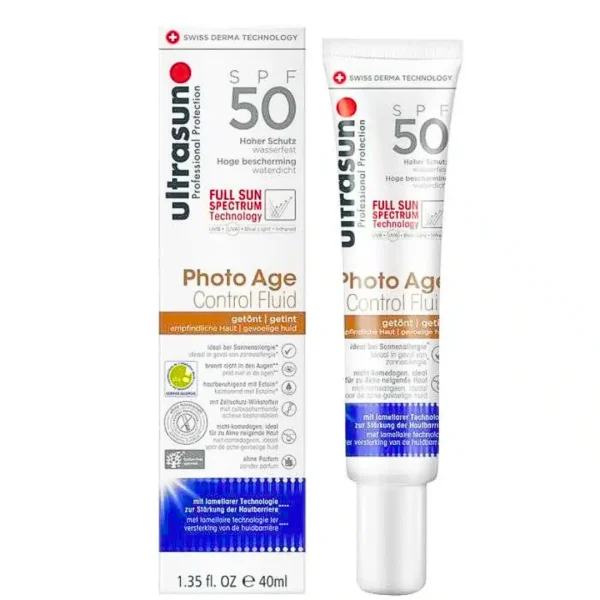 Étui et tube Ultrasun Photo Age Control Fluid teinté SPF 50 40 ml